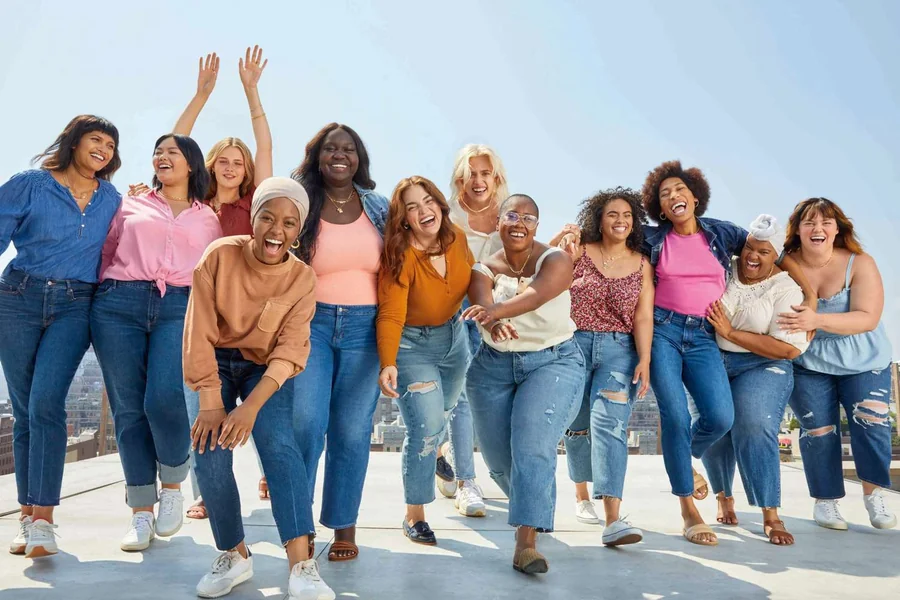 old navy fast fashion store 